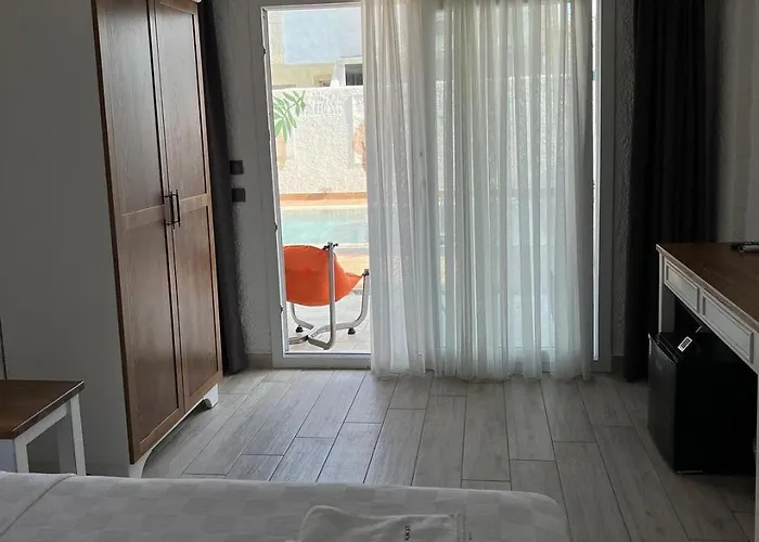 Отель L'etro Maison Alacati 3*