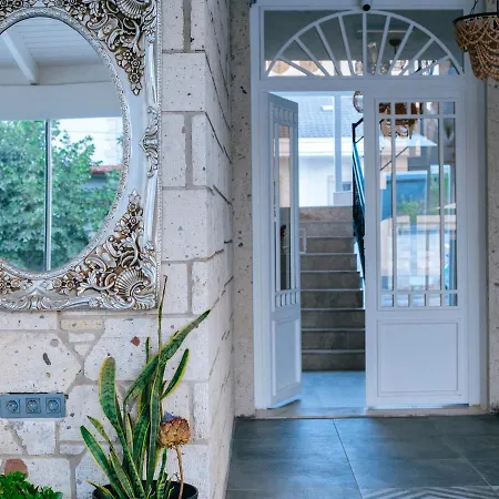 L'etro Maison Alacati فندق